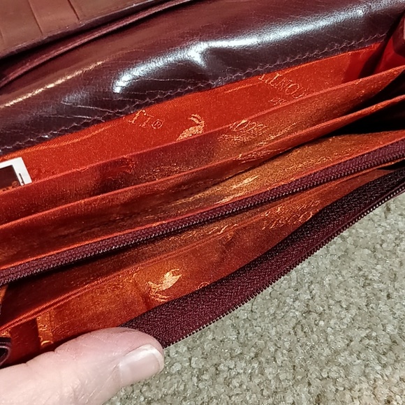 * Sophia Visconti Checkbook Wallet Leather - Picture 3 of 7